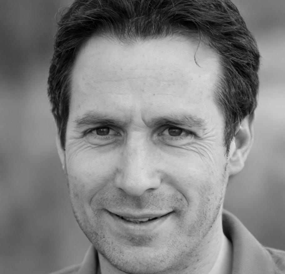 Portrait de Maxence Dulaurier, formateur en finances personnelles